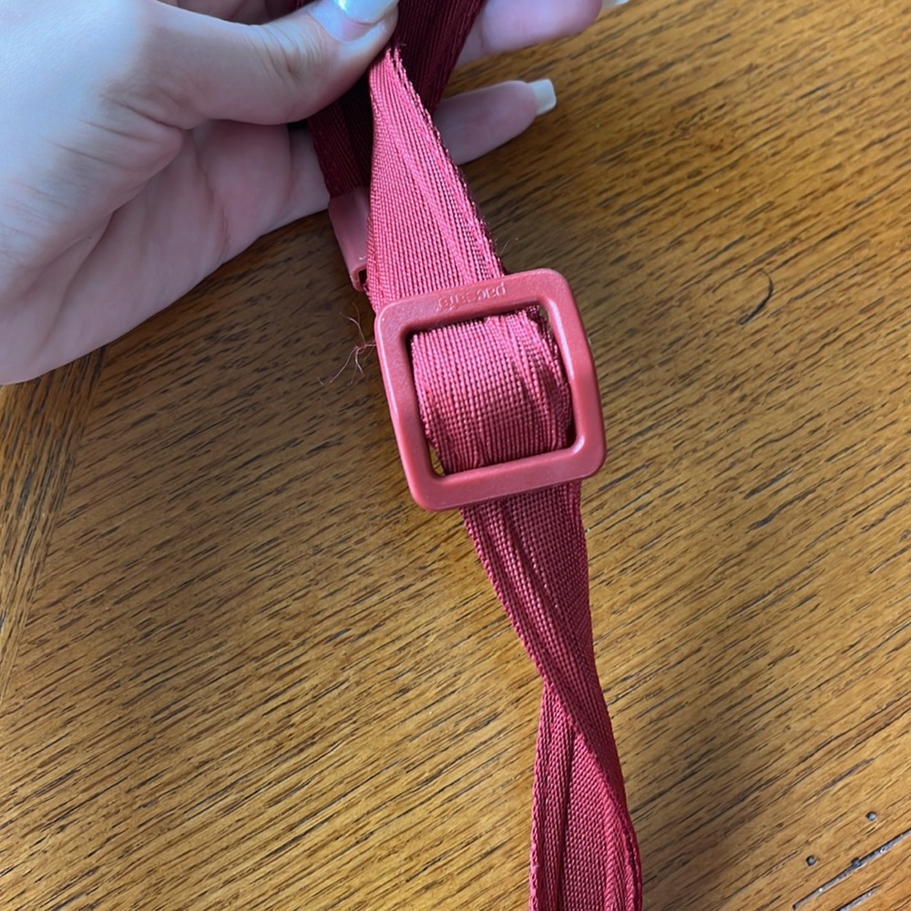 adjustable pacsafe cross body - Picture 5 of 5